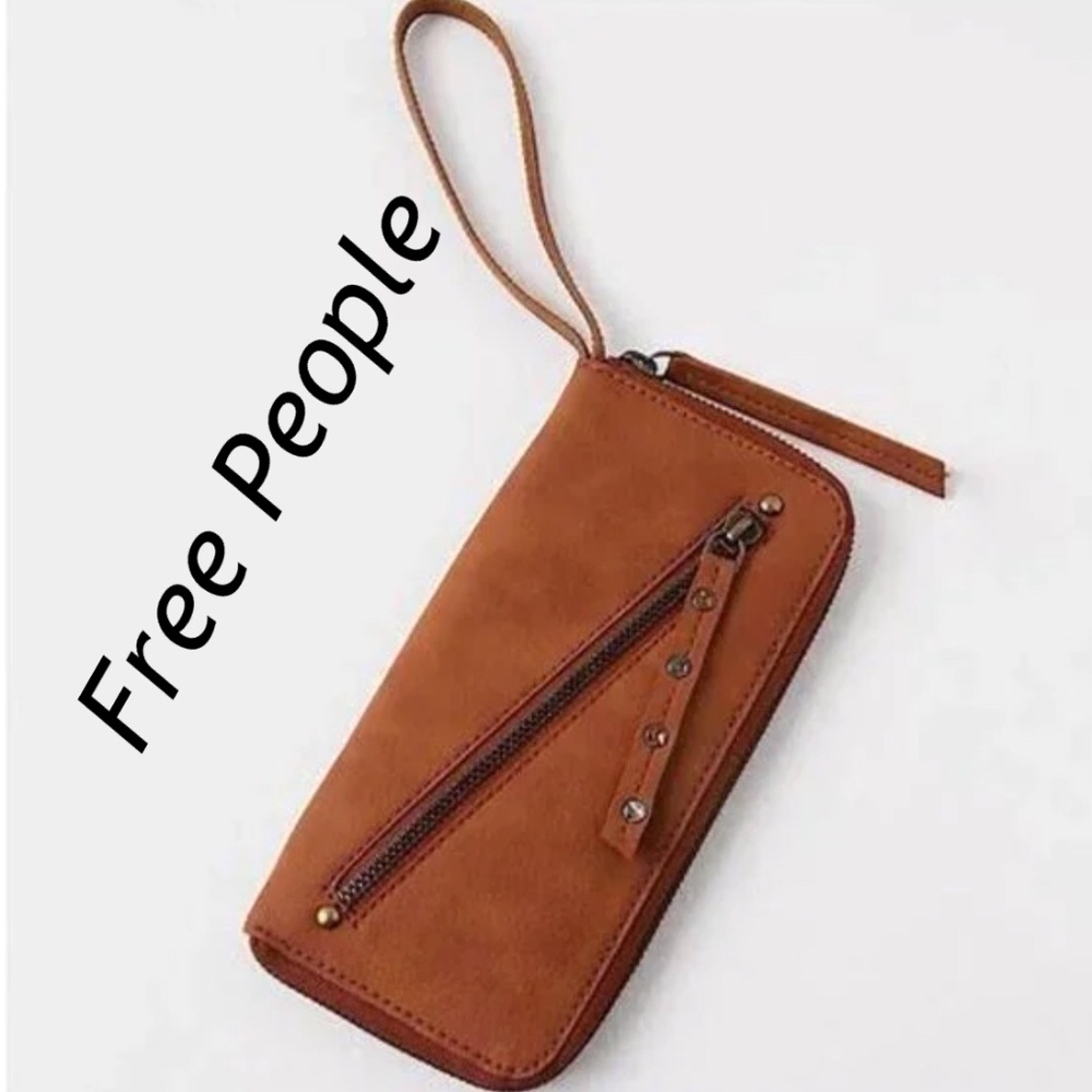 Free People wallet